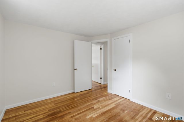 6 Madison Road, Enfield, CT 06082