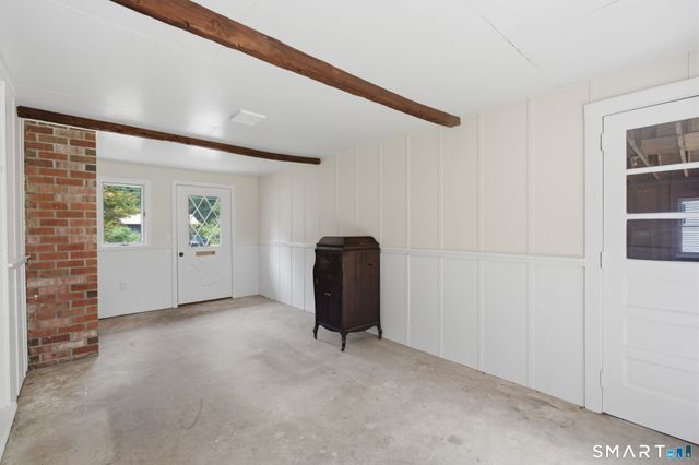 6 Madison Road, Enfield, CT 06082