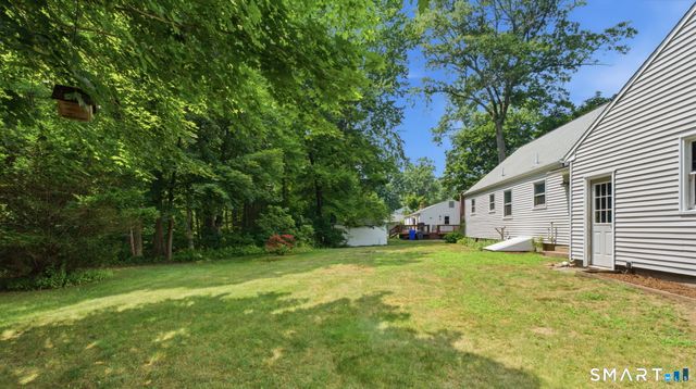 6 Madison Road, Enfield, CT 06082