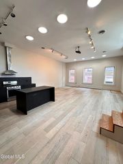 53 3rd Street 2B, Troy, NY 12180