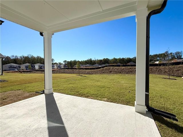 2928 Sweet Red Circle, Braselton, GA 30517