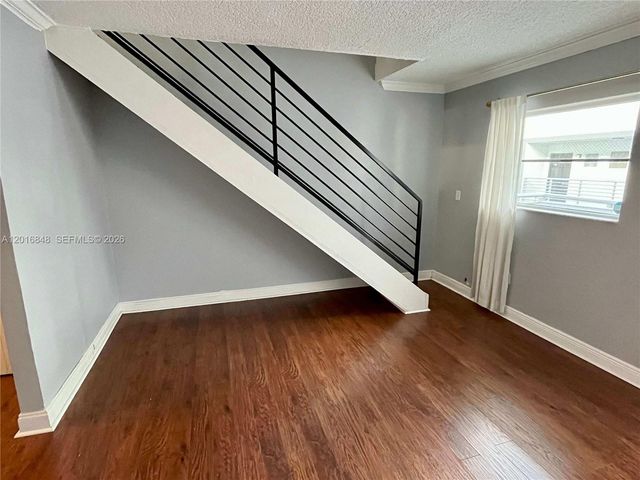 235 Antilla Ave 5, Coral Gables, FL 33134