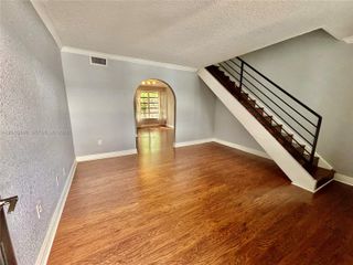235 Antilla Ave 5, Coral Gables, FL 33134
