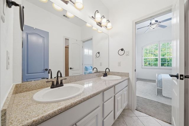 30 Little Rise Drive, Missouri City, TX 77459