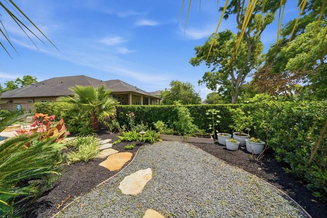 30 Little Rise Drive, Missouri City, TX 77459