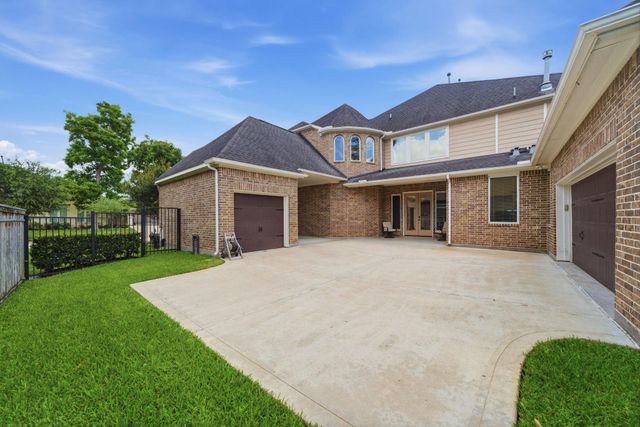 30 Little Rise Drive, Missouri City, TX 77459