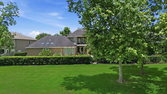 30 Little Rise Drive, Missouri City, TX 77459