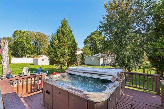 N3070 Tamarack ROAD, Lake Geneva, WI 53147