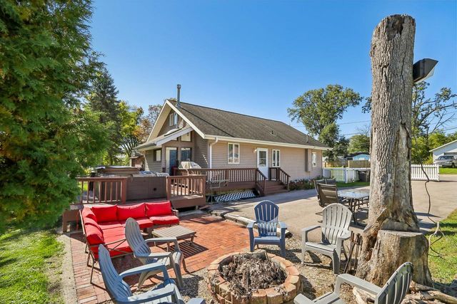N3070 Tamarack ROAD, Lake Geneva, WI 53147