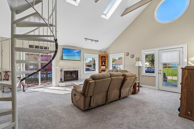 N3070 Tamarack ROAD, Lake Geneva, WI 53147