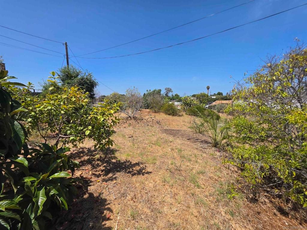 Image 7 of property listing at 941 Cuyamaca, Chula Vista, CA 91911