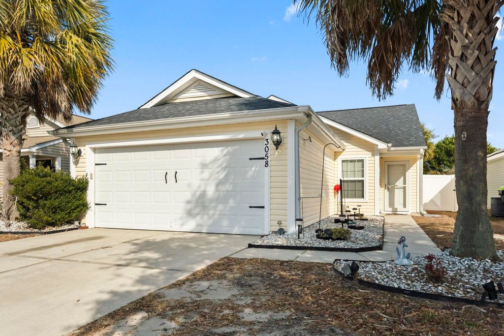 3058 Hollybrooke Dr., Myrtle Beach, SC 29579