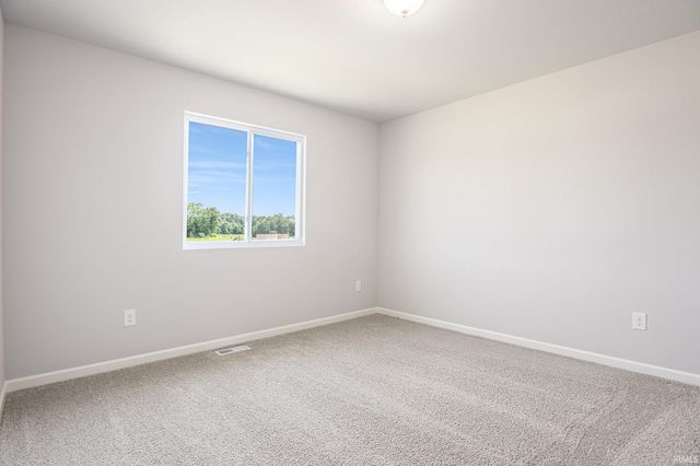 901 Breezewood Drive, Lakeville, IN 46536