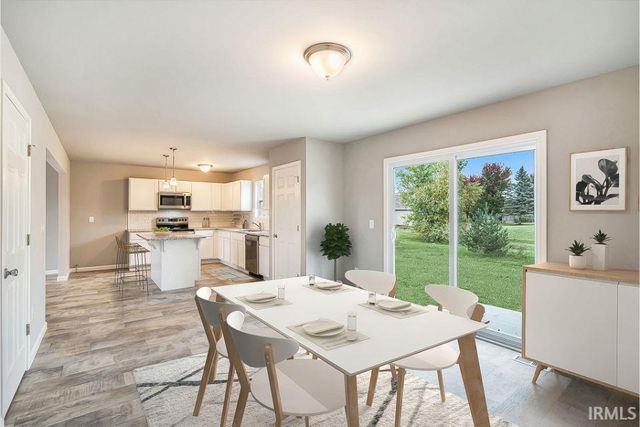 901 Breezewood Drive, Lakeville, IN 46536