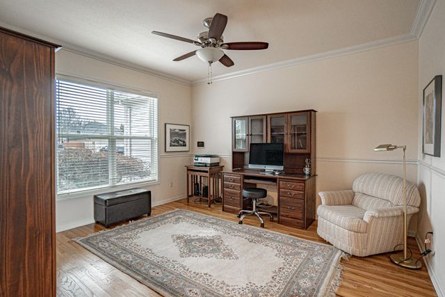 198 Prairie Landing Drive, Eagle Point, OR 97524