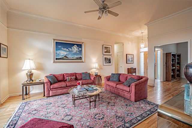 198 Prairie Landing Drive, Eagle Point, OR 97524