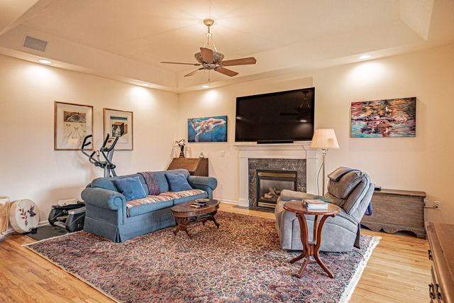 198 Prairie Landing Drive, Eagle Point, OR 97524