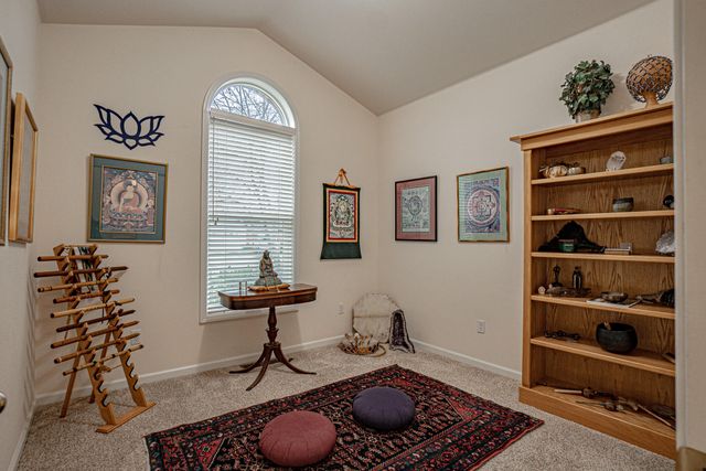 198 Prairie Landing Drive, Eagle Point, OR 97524