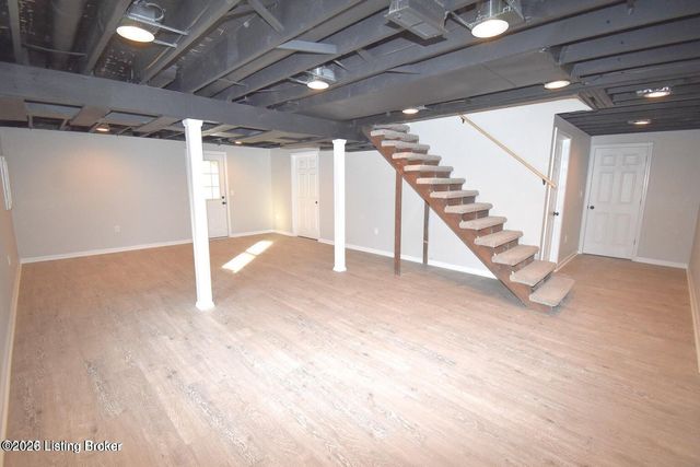 7308 Bluffington Rd, Louisville, KY 40291