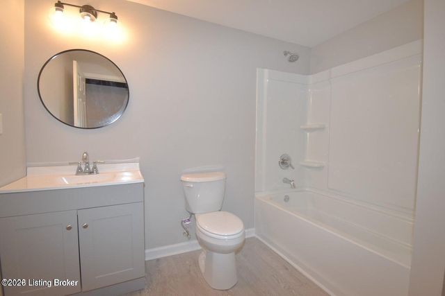 7308 Bluffington Rd, Louisville, KY 40291