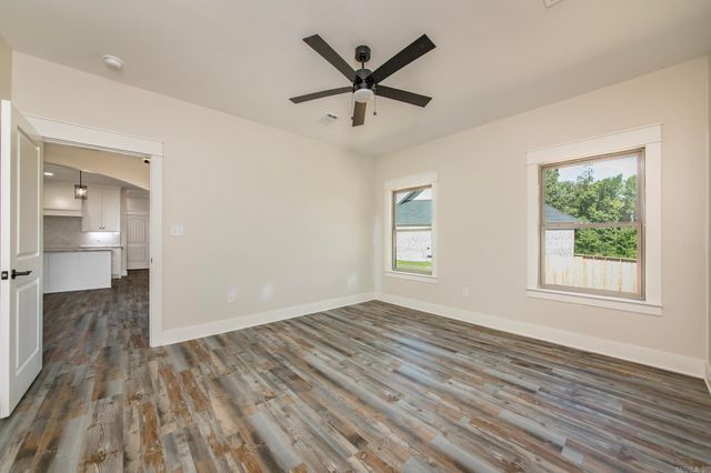 100 Michael Drive, Beebe, AR 72012