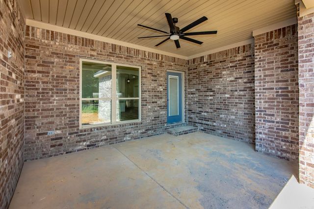 100 Michael Drive, Beebe, AR 72012