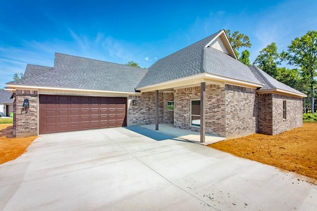 100 Michael Drive, Beebe, AR 72012