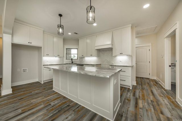 100 Michael Drive, Beebe, AR 72012