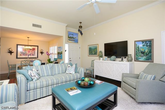 127 Bristol LN, Naples, FL 34112