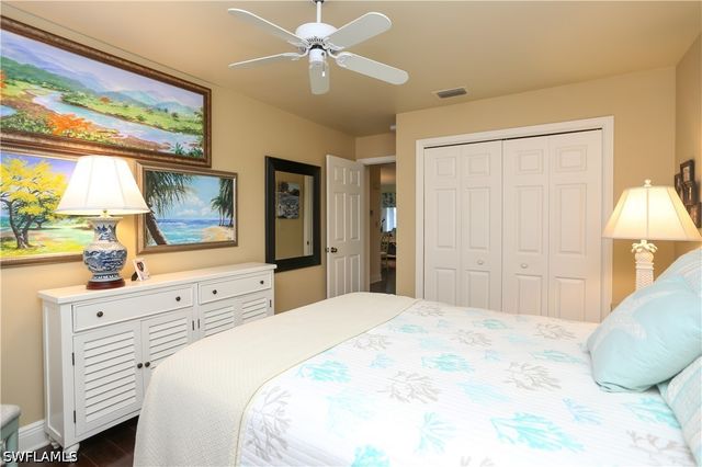 127 Bristol LN, Naples, FL 34112