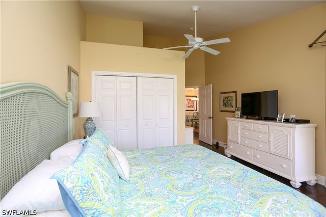 127 Bristol LN, Naples, FL 34112