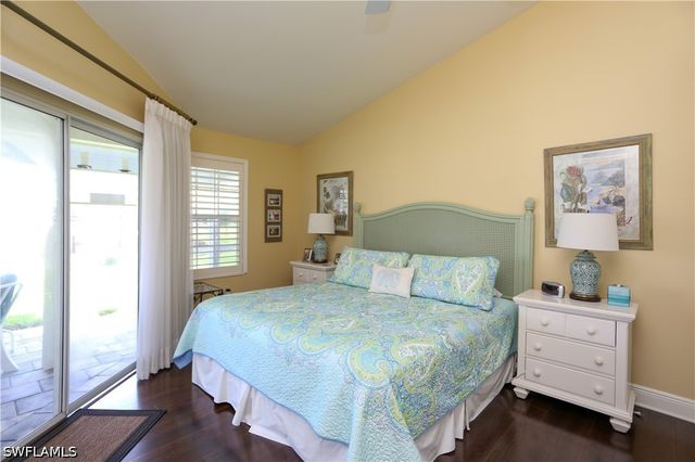 127 Bristol LN, Naples, FL 34112