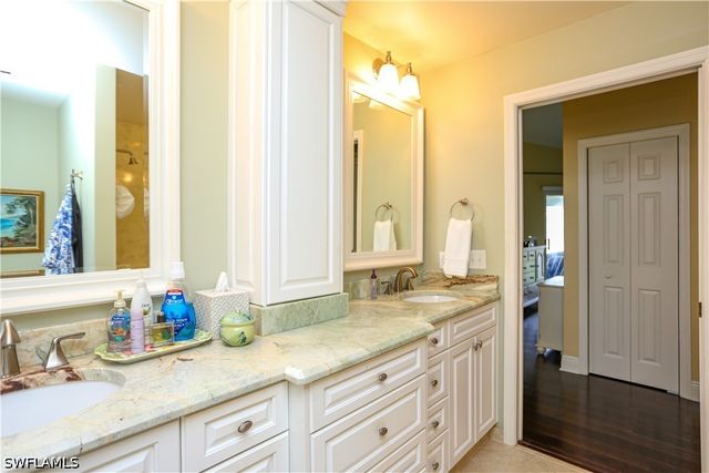 127 Bristol LN, Naples, FL 34112