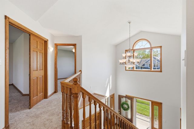 219 Cordoba Avenue, Cedar Falls, IA 50613