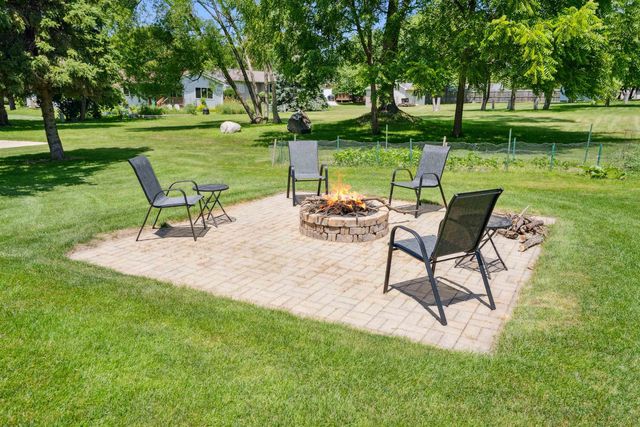 219 Cordoba Avenue, Cedar Falls, IA 50613
