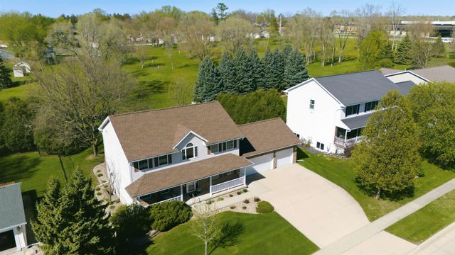 219 Cordoba Avenue, Cedar Falls, IA 50613