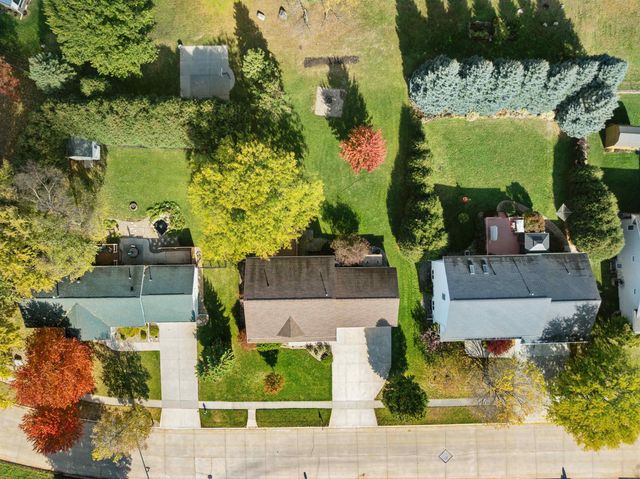 219 Cordoba Avenue, Cedar Falls, IA 50613