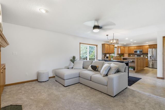 219 Cordoba Avenue, Cedar Falls, IA 50613