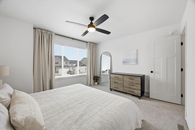 4963 37th Avenue S, Fargo, ND 58104