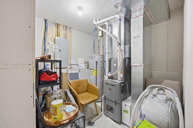 4963 37th Avenue S, Fargo, ND 58104