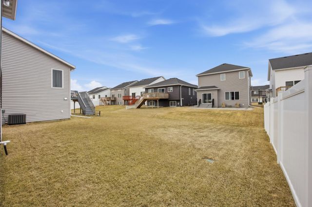 4963 37th Avenue S, Fargo, ND 58104