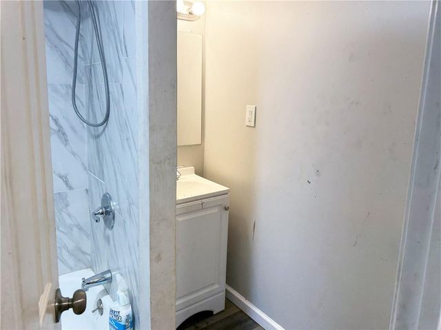 716 10th Street, Osawatomie, KS 66064