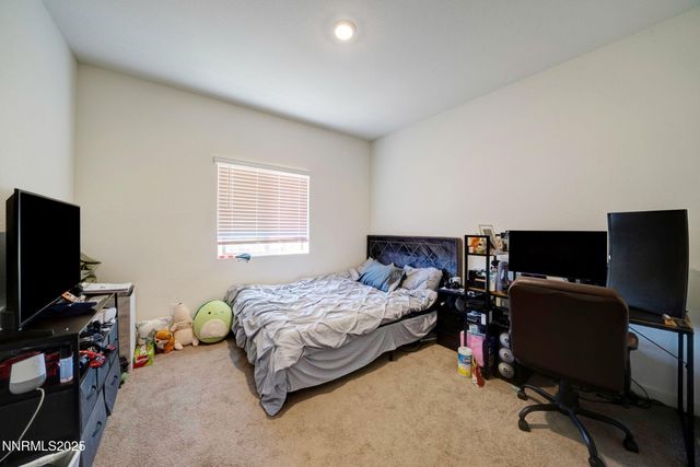 2040 Painted Sky Way, Sun Valley, NV 89433