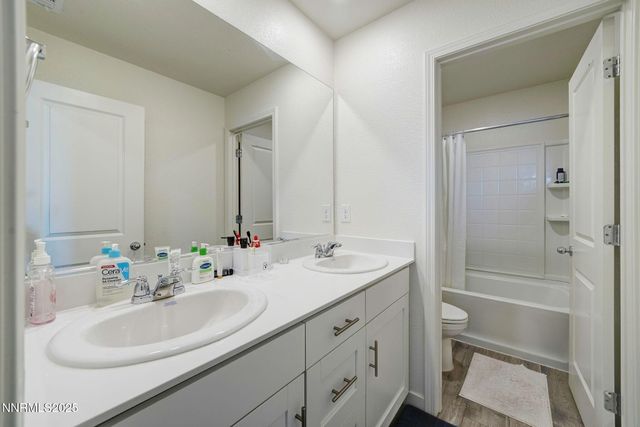 2040 Painted Sky Way, Sun Valley, NV 89433