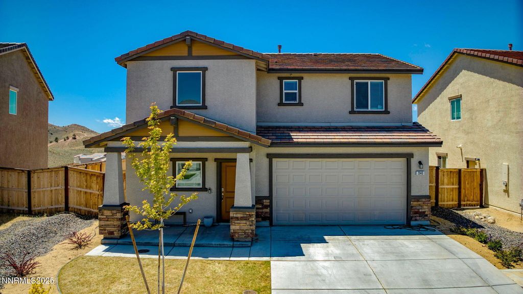 2040 Painted Sky Way, Sun Valley, NV 89433