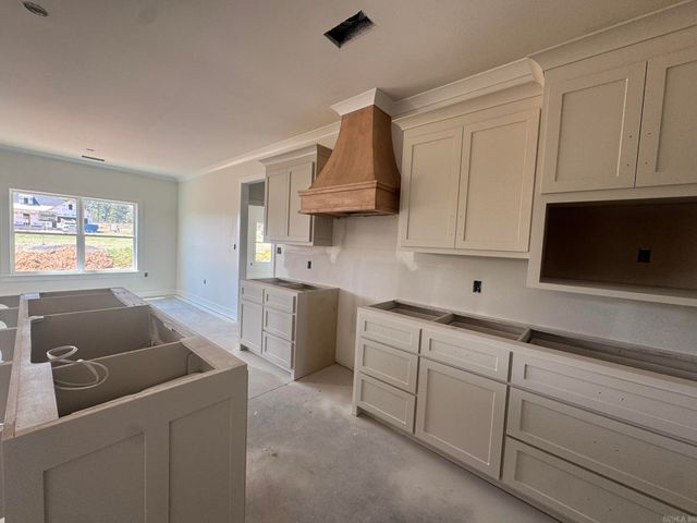 20 Albion Court Court, Cabot, AR 72023