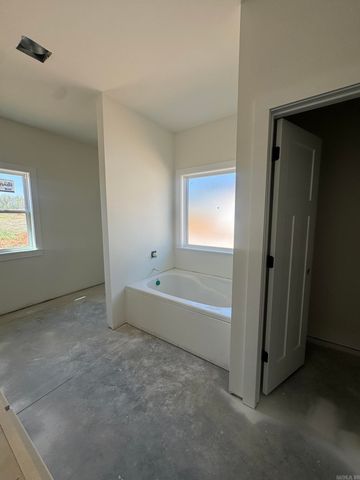 20 Albion Court Court, Cabot, AR 72023