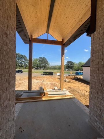 20 Albion Court Court, Cabot, AR 72023