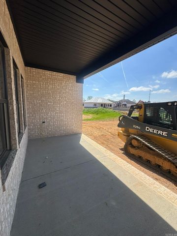 20 Albion Court Court, Cabot, AR 72023