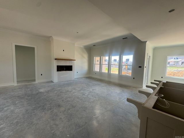 20 Albion Court Court, Cabot, AR 72023